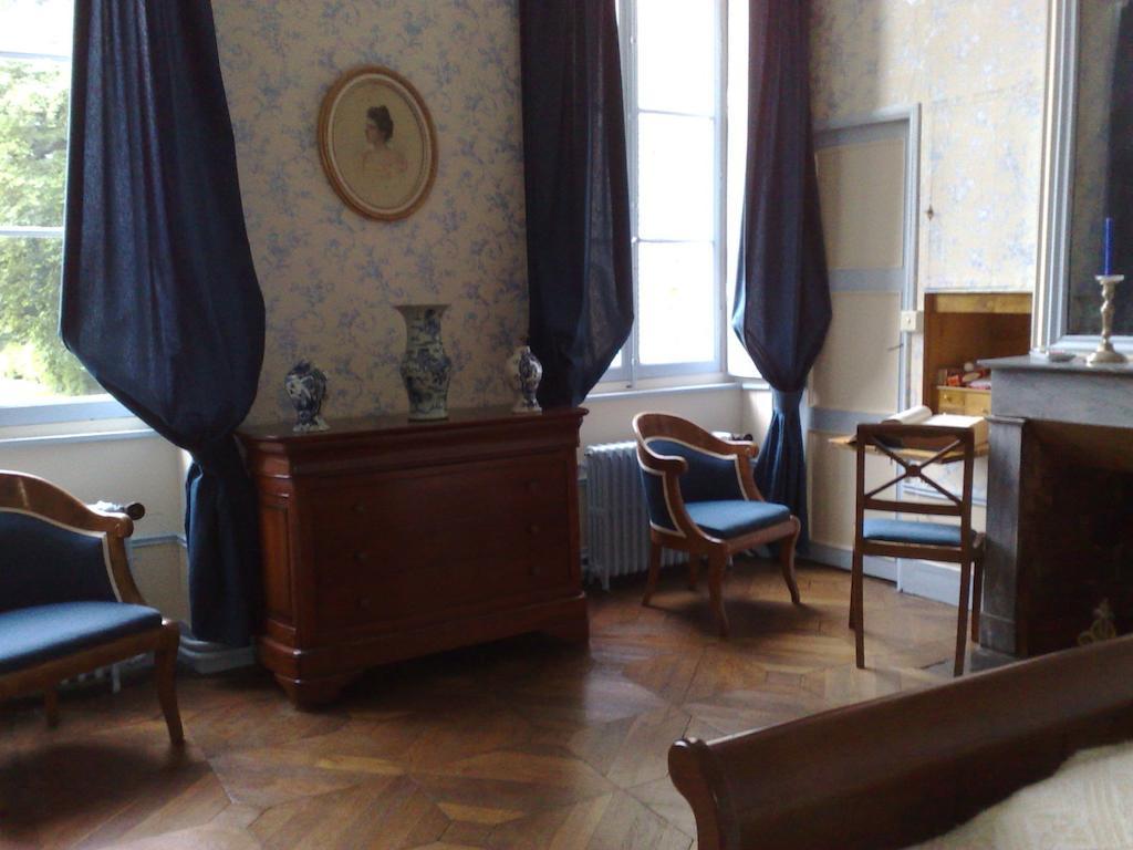 Le Chateau De Bressey & Son Orangerie Phòng bức ảnh